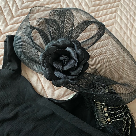 Dress - Picture 4 of 6